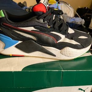 rs-x pumas. size 9 mens and in pretty good condition
